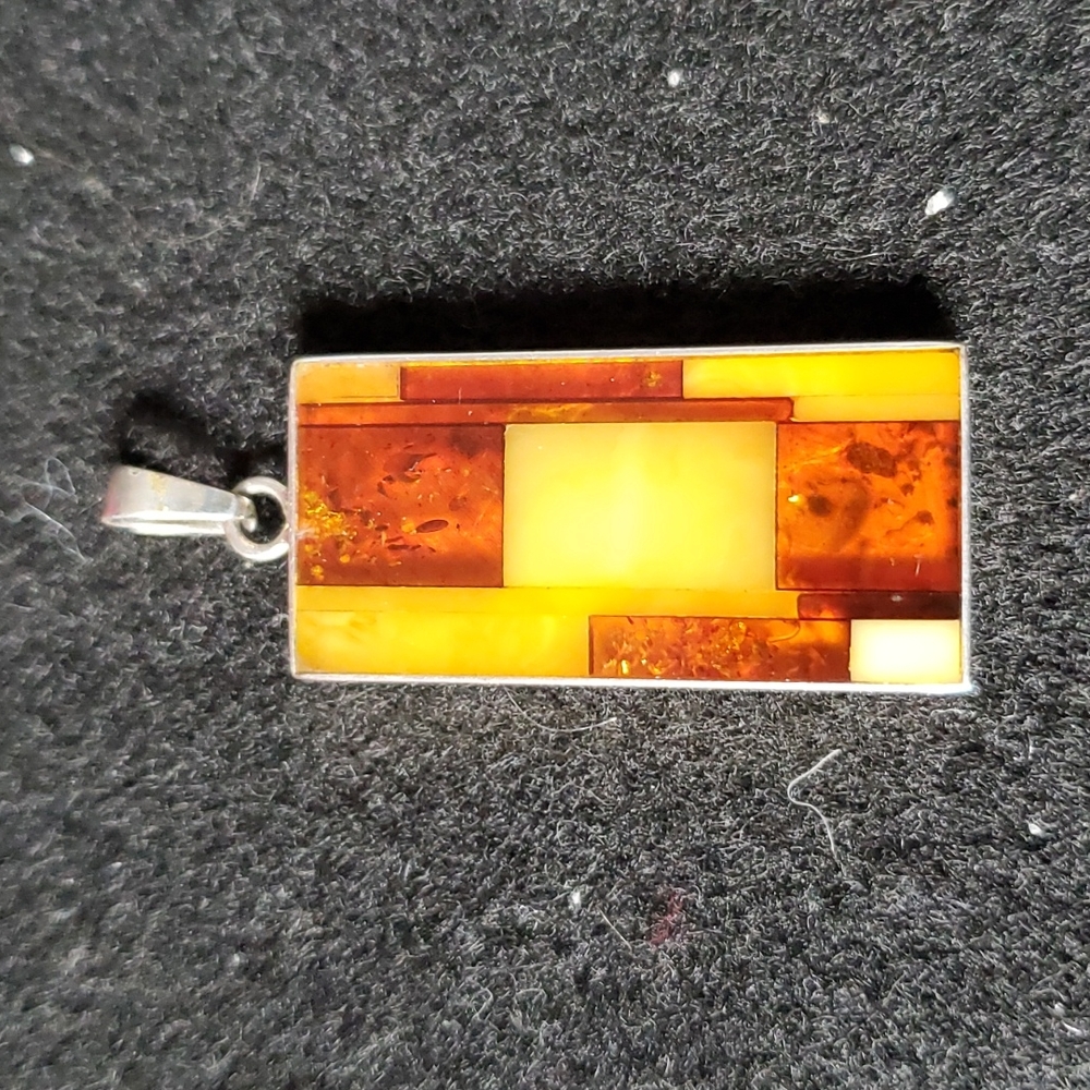 Sterling Silver Retangular Pendant - Picture 2 of 3